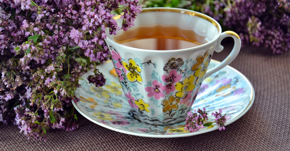 7 Homemade Herbal Teas to Reduce Body Acidity